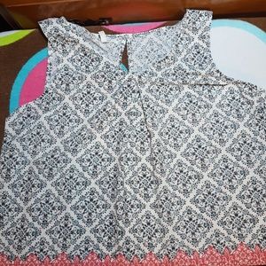 sleeveless cotton top